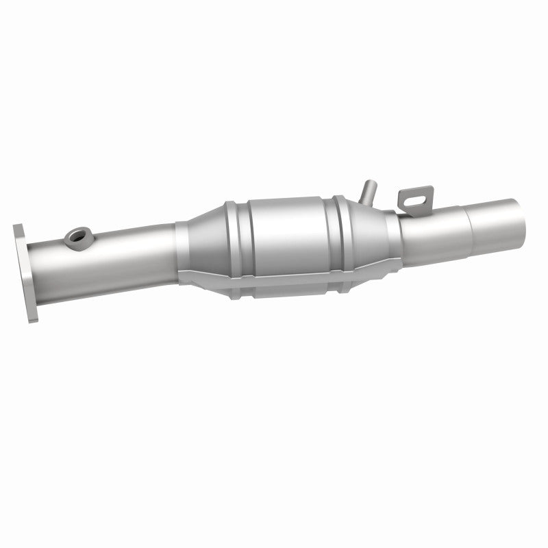 MagnaFlow Direct Fit Catalytic Converter 95 Volkswagen Golf 2.8L
