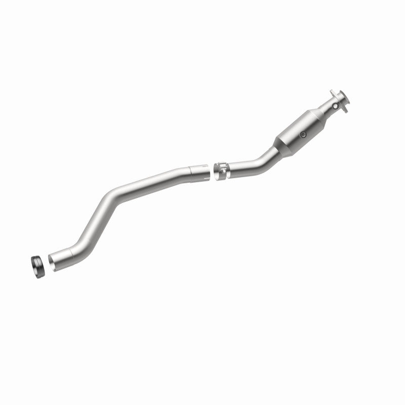 MagnaFlow Direct Fit Catalytic Converter 13-14 Mercedes-Benz GL450 V8 4.6 OEM Underbody