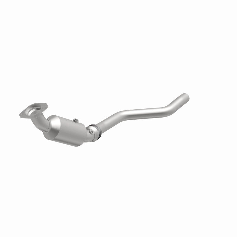 MagnaFlow Direct Fit Catalytic Converter 2005 Chrysler 300C 5.7L V8 / 2005 Dodge Magnum 5.7L V8