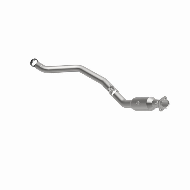 MagnaFlow Direct Fit Catalytic Converter 13-14 Mercedes-Benz GL450 V8 4.6 OEM Underbody