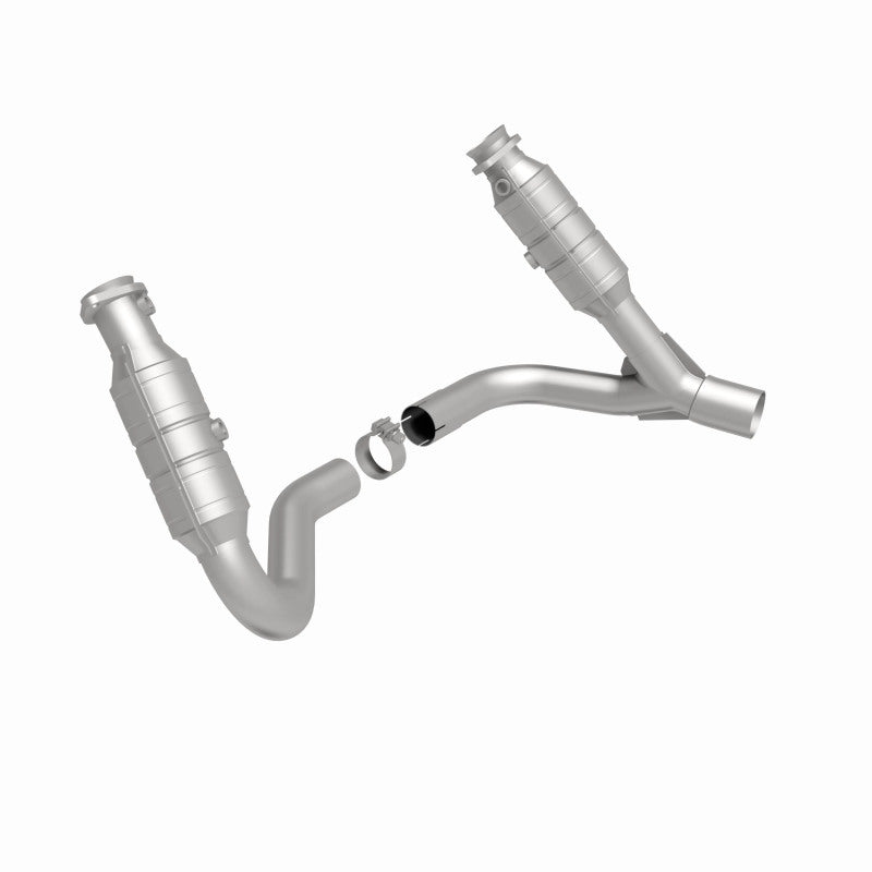 MagnaFlow Direct Fit Catalytic Converter 2008 Chrysler Aspen 4.7L/Dodge Durango 4.7L 2WD