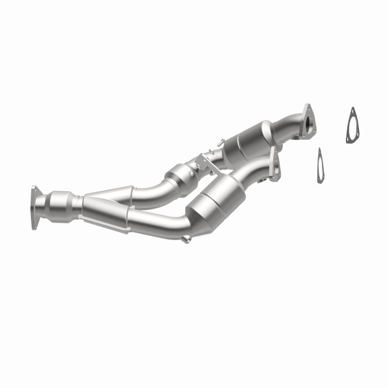 MagnaFlow Direct Fit Catalytic Converter 04-06 VW Touareg 3.2L