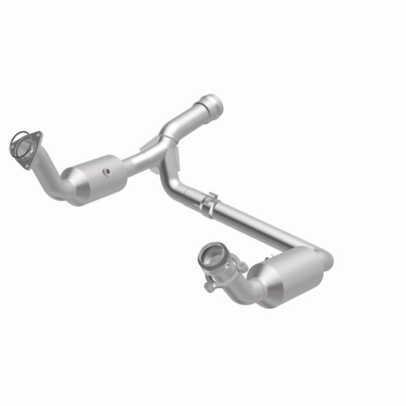 MagnaFlow 19-20 Chevrolet Silverado 1500 6.2L Single Underbody Direct-Fit Catalytic Converter