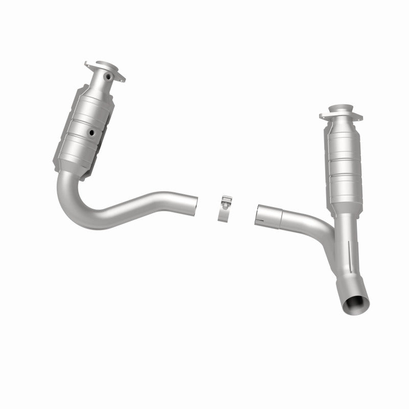 MagnaFlow Direct Fit Catalytic Converter 2008 Chrysler Aspen 4.7L/Dodge Durango 4.7L 2WD