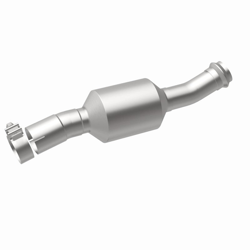 MagnaFlow 20-22 Lincoln Corsair 2.0L FWD Rear Underbody Direct-Fit Catalytic Converter