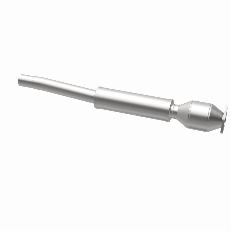 MagnaFlow Direct Fit Catalytic Converter 04/06 VW Phaeton 4.2L Rear Passenger Side