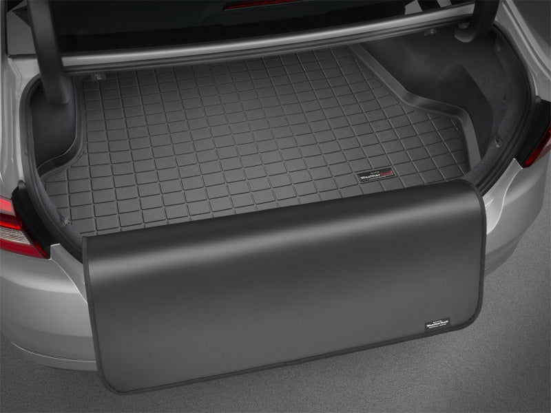 WeatherTech 11-13 Toyota Highlander Cargo Liner w/ Bumper Protector - Tan (Hybrid; Behind 3rd Row)