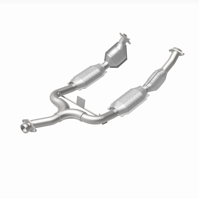 MagnaFlow Direct Fit Catalytic Converter 94-95 Ford Mustang 3.8L Tier 1 (California)