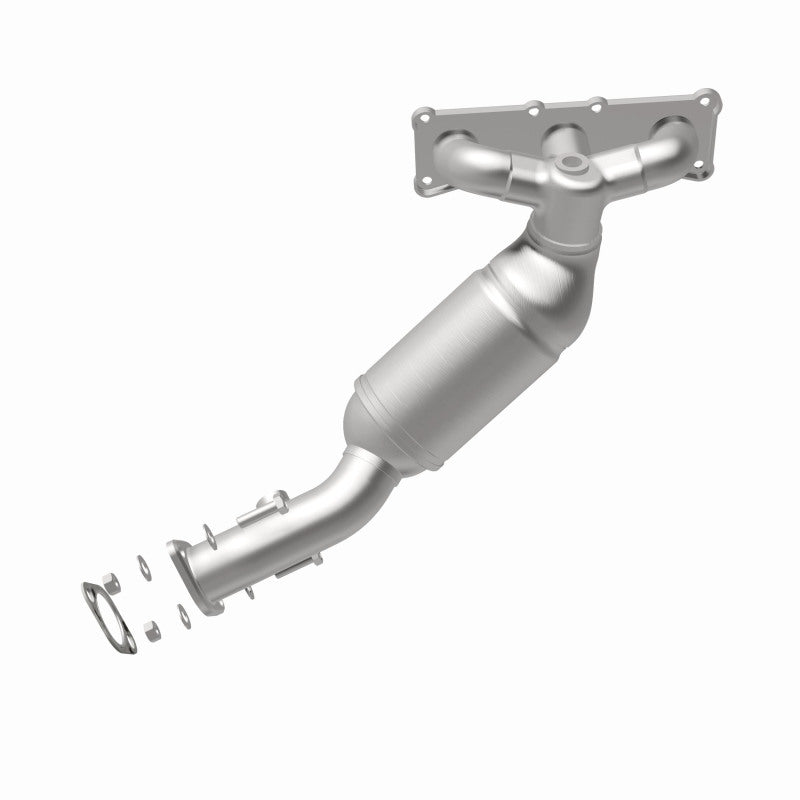 MagnaFlow Direct Fit Catalytic Converter California Grade 09-10 BMW 528i L6 3.0L