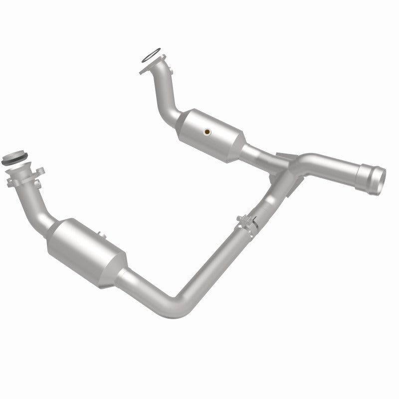 MagnaFlow 19-20 Chevrolet Silverado 1500 6.2L Single Underbody Direct-Fit Catalytic Converter