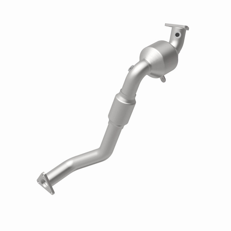 MagnaFlow Direct Fit Catalytic Converter 07 VW Touareg 3.6L Rear close