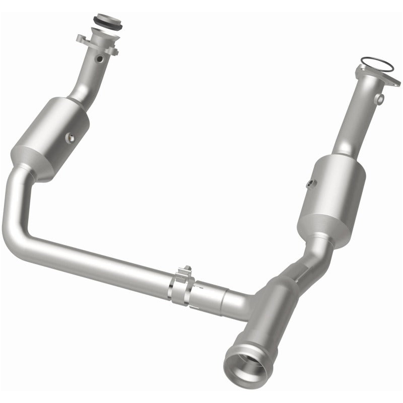 MagnaFlow 19-20 Chevrolet Silverado 1500 6.2L Single Underbody Direct-Fit Catalytic Converter