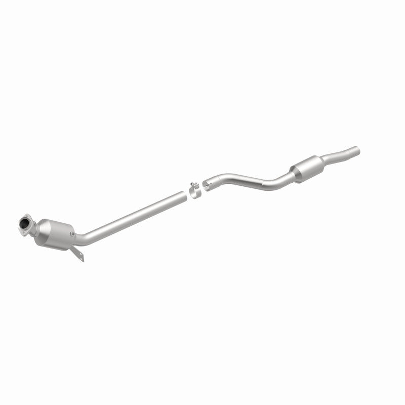 MagnaFlow 12-14 C350 V6 3.5 OEM Underbody Direct Fit Converter