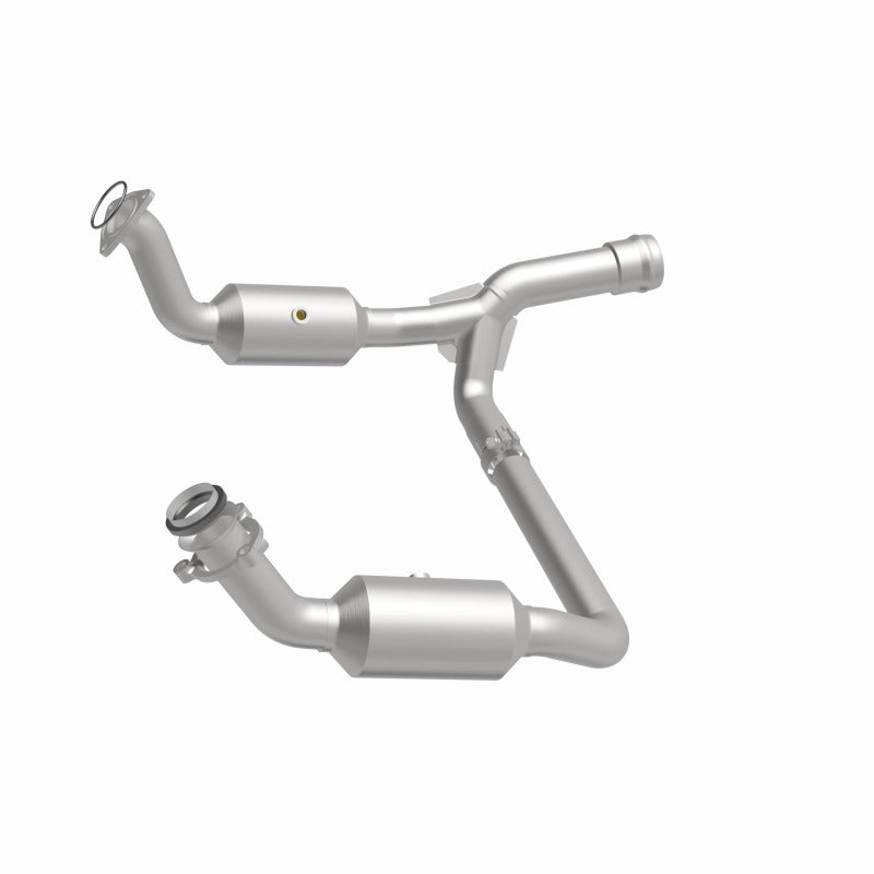 MagnaFlow 19-20 Chevrolet Silverado 1500 6.2L Single Underbody Direct-Fit Catalytic Converter
