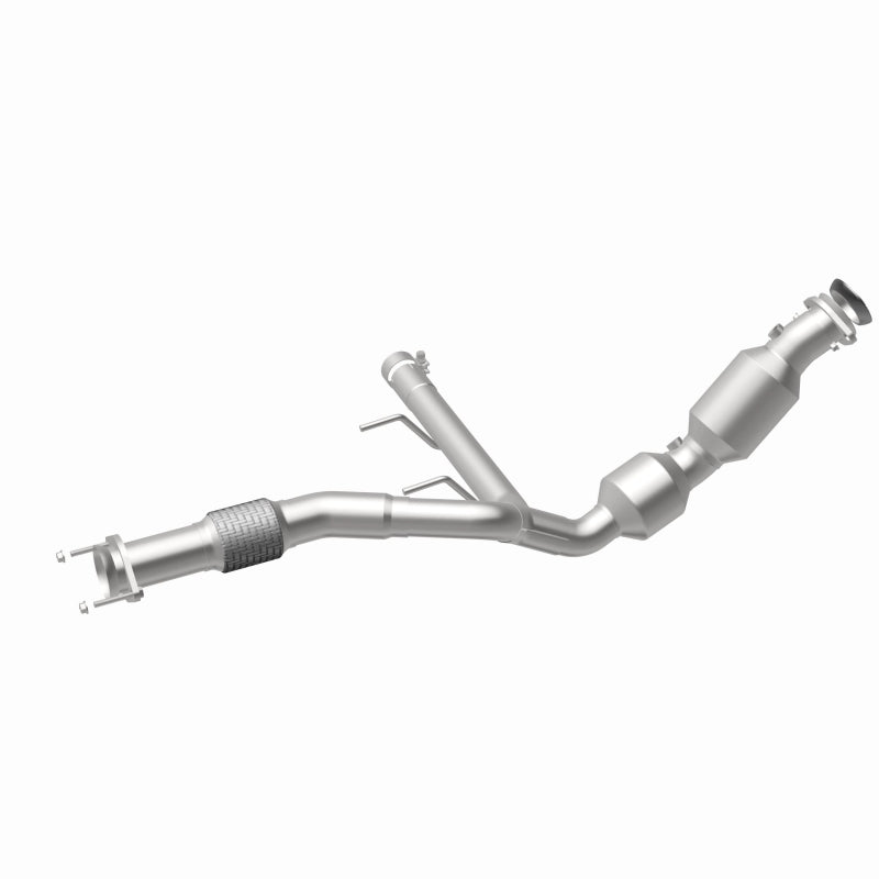 MagnaFlow 22-24 Ford Expedition 3.5L w/ Dual Exhaust Right Underbody Direct-Fit Catalytic Converter