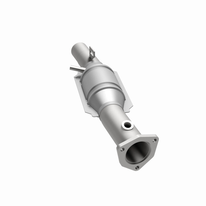 MagnaFlow Direct Fit Catalytic Converter 95 Volkswagen Golf 2.8L