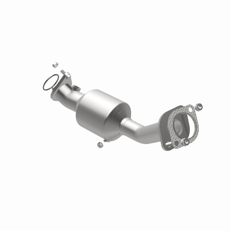 MagnaFlow 16-19 Infiniti Q50 3.0L Rear Left Underbody Direct-Fit Catalytic Converter