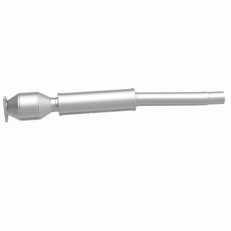 MagnaFlow Direct Fit Catalytic Converter 04/06 VW Phaeton 4.2L Rear Passenger Side