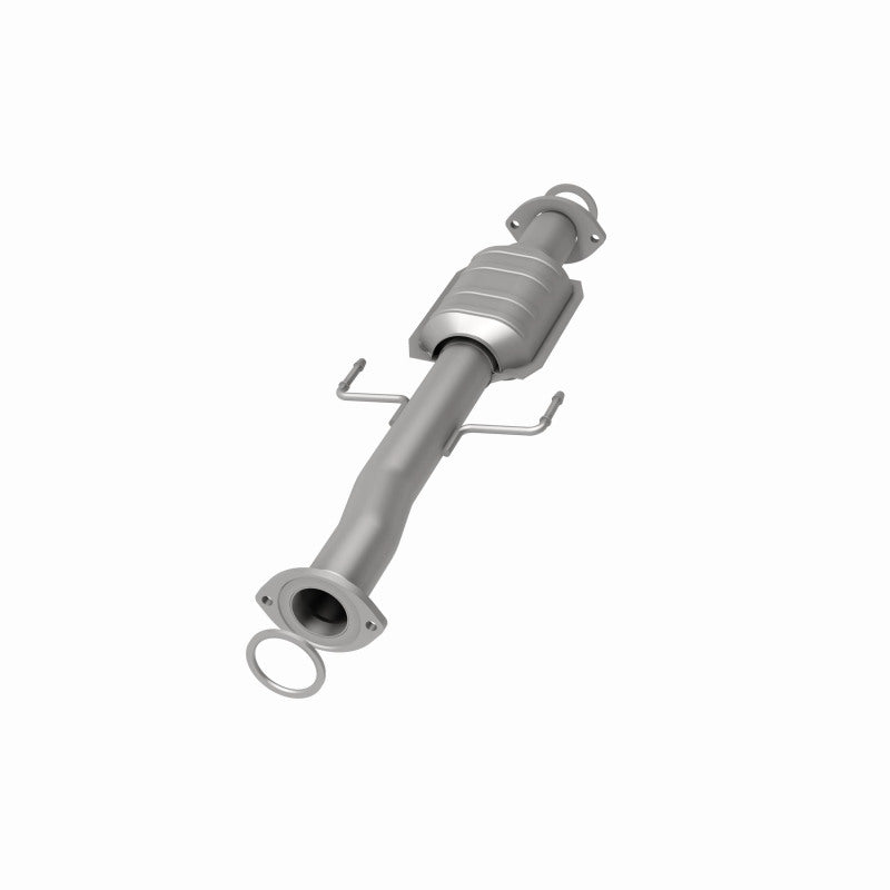 MagnaFlow Direct Fit Catalytic Converter 01-04 Toyota Tacoma 2.4L Rear